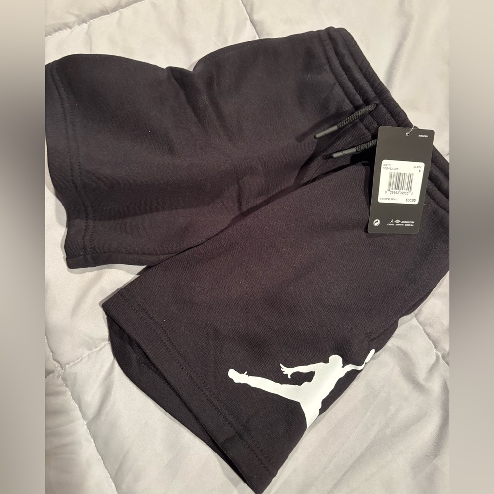 Jordan jumpman shorts black/white size 5=original =$30.00